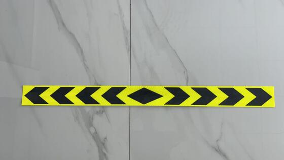 Trova icone simili Nastro di avvertenza Nastro riflettente personalizzato con freccia prismatica Nastro ad alta visibilità per parcheggio su strada e uso di veicoli