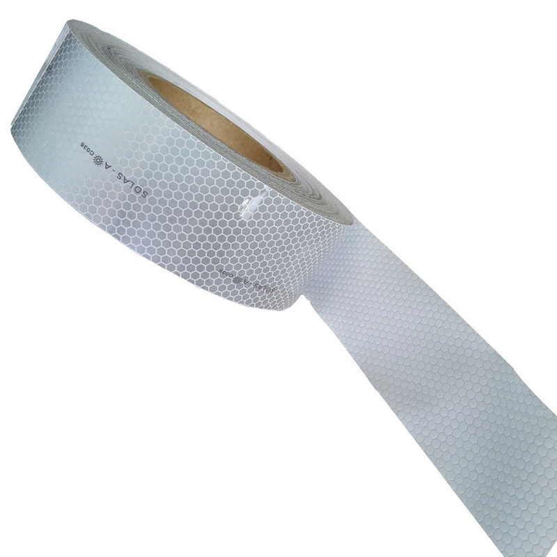 50mm*45.72m Temperatura da 40°F a 176°F Durabile 3-5 anni Riflette in sole scure Nastro riflettente