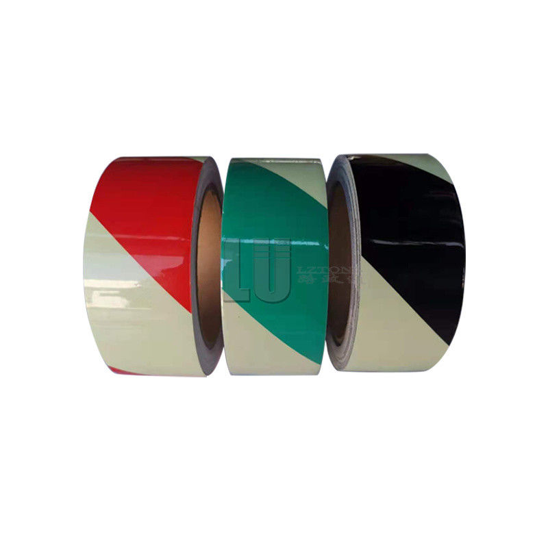 Pvc tagliabile stampabile autoadesivo rigido luce notturna fotoluminescente luce nella lastra di plastica scura