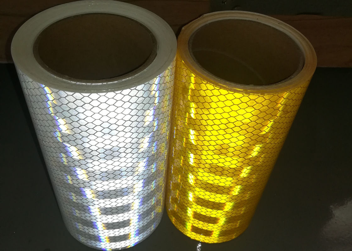 Rotolo di rivestimento riflettente prismatico ad alta intensità blu giallo di Greeen, retro vinile riflettente stampabile di Microprismatic