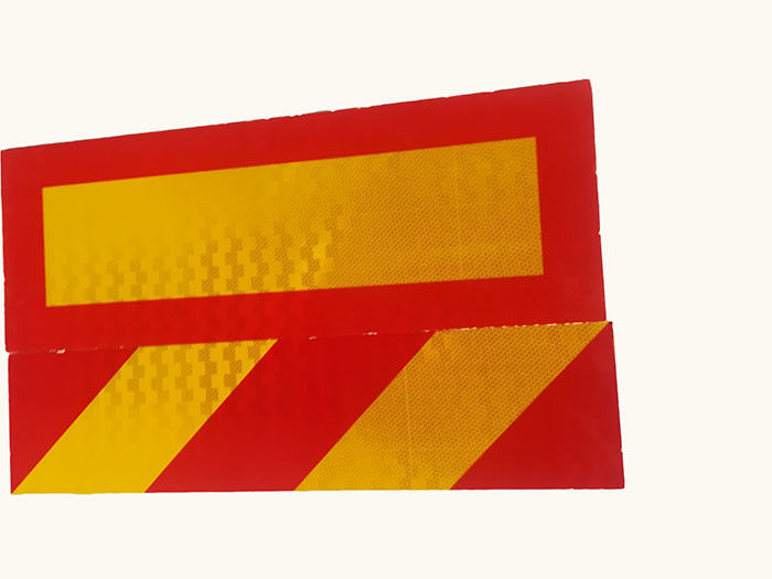 Nastro riflettente arancio e bianco automobilistico della marcatura del veicolo, pannelli riflettenti come segnali di pericolo