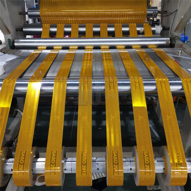 Mercato dell'Arabia Saudita Alta visibilità 5CM*25M Giallo Rosso Bianco Saso2913 Nastro accattivante Dm Saso 2913 Nastro riflettente automobilistico